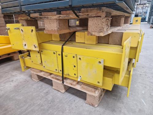 Rampaal 100x10x10cm geel, gebruikt, Zakelijke goederen, Kantoor en Winkelinrichting | Magazijn, Stelling en Opslag, Ophalen of Verzenden