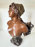 Emmanuel Villanis - Buste, Capture - 31 cm - Brons