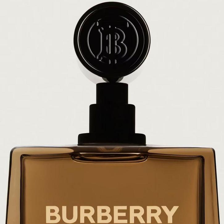 Burberry Hero Eau de Parfum - 50ml, Sieraden, Tassen en Uiterlijk, Uiterlijk | Haarverzorging, Overige typen, Nieuw, Ophalen of Verzenden