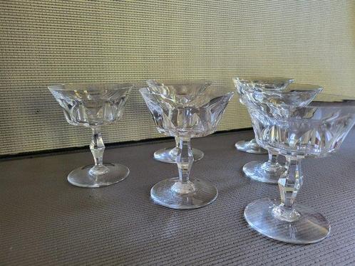 Baccarat - Wijnglas (6) - Polignac - geslepen kristal - 6, Antiek en Kunst, Antiek | Meubels | Tafels