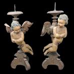Kaarsenhouder Een paar gesneden kandelaars met putti (2) -