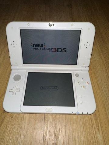 Nintendo - New 3DS - with Hyrule Warriors Legends - beschikbaar voor biedingen