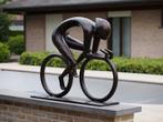 Bronzen Fietser - Modern Wielrennen - 100x28x84cm - 15Kg, Tuin en Terras, Verzenden, Nieuw, Metaal, Abstract beeld