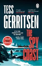 The Martini Club-The Spy Coast 9781804992890 Tess Gerritsen, Verzenden, Zo goed als nieuw, Tess Gerritsen
