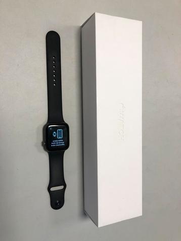 Appel watch serie 4 Grijs Aluminium case 44 MM beschikbaar voor biedingen