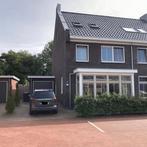 Ruime woning met tuin, garage, gemeubileerd en inloopdouche, Huizen en Kamers, Huizen te koop, Leeuwarden