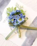 Luxe corsage vergeet me nietjes boutonnière op pinclip met, Ophalen of Verzenden, Nieuw