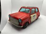 Daiya  - Speelgoed kinderwagen Austin Mini Cooper battery, Antiek en Kunst, Antiek | Speelgoed