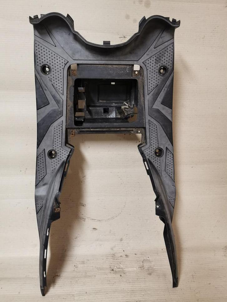 Sym Jet 4 2011 / treeplank / treeplaat, Fietsen en Brommers, Brommeronderdelen | Scooters, Kap, Ophalen of Verzenden