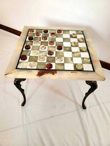 Schaaktafel (60) - Victoriaanse schaaktafel en stukken met beschikbaar voor biedingen