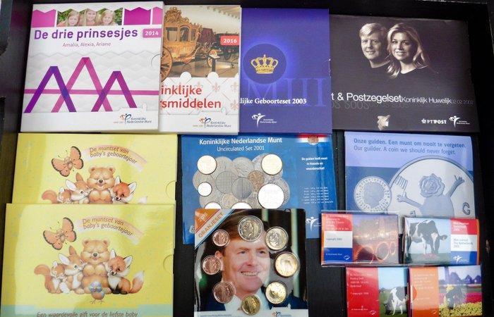 Nederland. Mint sets Lot van 13 Sets, 1998 - 2016 (Zonder, Postzegels en Munten, Munten | Nederland