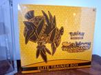Pokémon - 1 Sealed box - Sun & Moon - Guardians Rising, Hobby en Vrije tijd, Verzamelkaartspellen | Pokémon, Nieuw