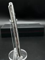 Caran dAche - RNX 316 Acero inoxidable en color plata. -, Nieuw