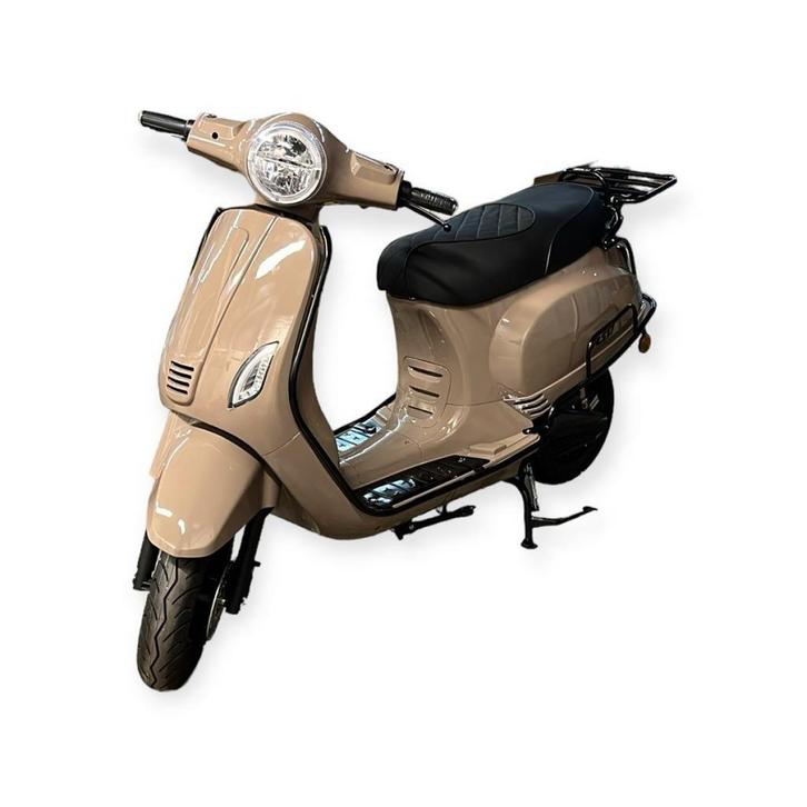 Kappenset cappucino RSO Sense/Vx50 (S)/Riva (S)/Vespa-look (, Fietsen en Brommers, Brommeronderdelen | Scooters, Verzenden