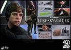 Figuur - Hot Toys - MMS 429 - Luke Skywalker (Jedi Knight) -, Verzamelen, Nieuw