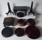 Standaard - Hout, 10 hardhouten , displays , stands ,