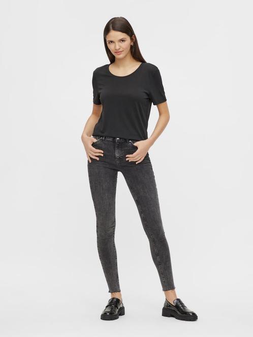 Pieces jeans PCDELLY SKINNY Maat:, Kleding | Dames, Spijkerbroeken en Jeans, Overige kleuren, Nieuw, Verzenden