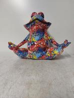 Beeld, street Art frog meditating yoga - 25 cm - polyresin