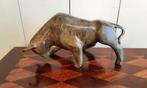 P. Chenet - Figuur - Stier - 23 cm - Brons