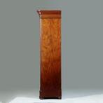 Reusachtige grote tweedeurskast te gebruiken als garderobeka, Antiek en Kunst, Ophalen of Verzenden