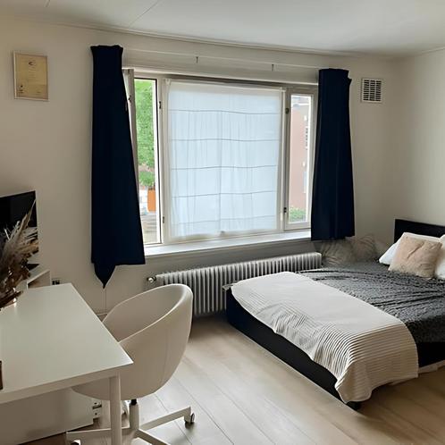 Studentenkamer met tuin in Tilburg gevonden in Tilburg, Huizen en Kamers, Kamers te huur, Minder dan 20 m², Tilburg