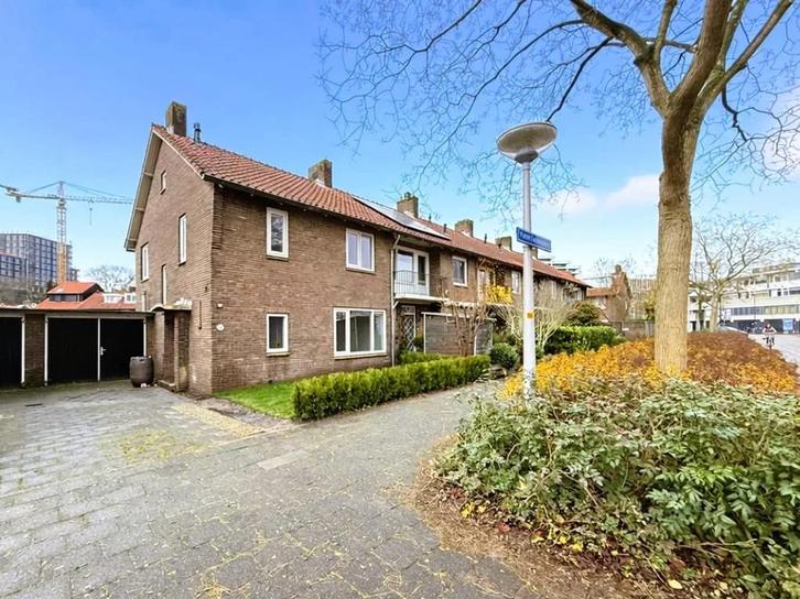 Te huur: Huis Pieter Lastmanweg in Amstelveen, Huizen en Kamers, Huizen te huur, Noord-Holland