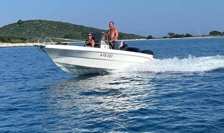 Sessa Key Largo 19 met Evinrude 150 PK E-tec incl. Trailer, Watersport en Boten, Speedboten, Buitenboordmotor, 120 tot 200 pk