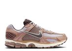 Nike Air Zoom Vomero 5 Dusted Clay (Sneakers, Schoenen), Verzenden, Zwart, Nike, Nieuw