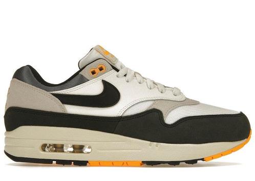 Nike Air Max 1 Athletic Department Light - Maat 41 EU, Kleding | Heren, Schoenen, Ophalen of Verzenden