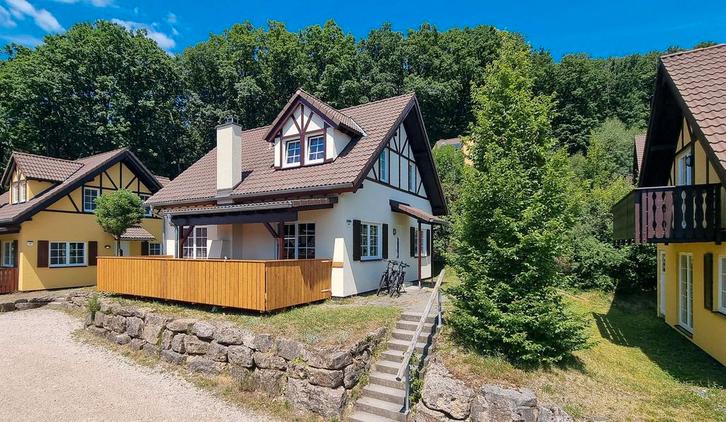 Noord-Rijnland-Westfalen: Eifelpark Kronenburger See nr 144, Huizen en Kamers, Recreatiewoningen te koop
