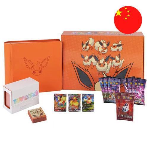 Pokemon Flareon Eevee GX Gift Box - Chinese (Nieuw), Hobby en Vrije tijd, Verzamelkaartspellen | Pokémon, Nieuw, Verzenden