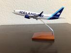 Pacmin 1:144 - Passagiersvliegtuig - Boeing 737 MAX -, Antiek en Kunst