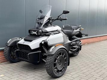 2025 Can Am Canyon 1330cc Semi automaat Spyder trike beschikbaar voor biedingen