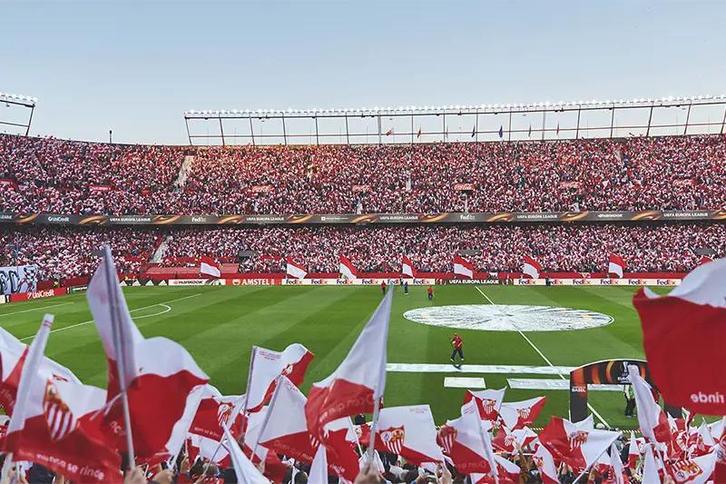 Wedstrijdtickets Sevilla 2025/26, Tickets en Kaartjes, Sport | Voetbal
