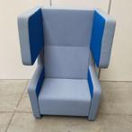 Akoestische belstoel - SILENT CHAIR  lichtblauwe stoffering