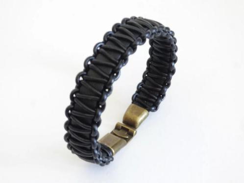 Heren Armband gevlochten leer - Lengte 21,5 cm - Zwart, Sieraden, Tassen en Uiterlijk, Uiterlijk | Cosmetica en Make-up, Ophalen of Verzenden
