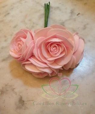 Ranonkels foam Softroze 6 cm doos 30 stuks, Huis en Inrichting, Woonaccessoires | Kunstplanten en Kunstbloemen, Nieuw, Ophalen of Verzenden