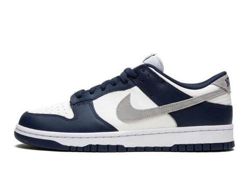 Nike Dunk Low Summit White Midnight Navy - Maat 36.5 EU, Kleding | Heren, Schoenen, Ophalen of Verzenden