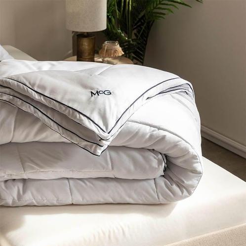 McGregor Dekbed McGregor Hotel Deluxe - 4 Seizoenen 140 x, Huis en Inrichting, Slaapkamer | Beddengoed, Deken of Dekbed, Wit, Nieuw