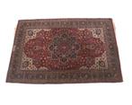 Perzisch tapijt/ vloerkleed, Iran, Ghom, (132 x 192 cm), Huis en Inrichting, Stoffering | Tapijten en Kleden, Gebruikt
