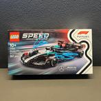 Mercedes - Lewis Hamilton & George Russel Signed - 2024 -, Nieuw