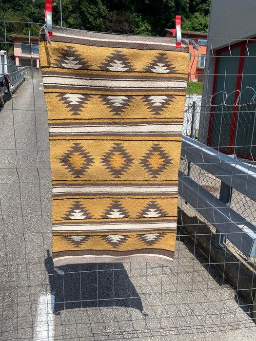 Navajo - Vloerkleed - 127 cm - 71 cm, Huis en Inrichting, Stoffering | Tapijten en Kleden