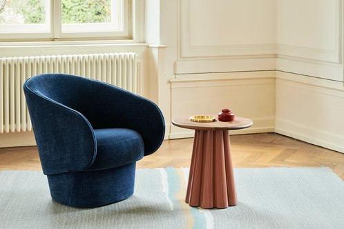 Favius - Hanne Willmann - Bijzettafel - BROMO - Walnoot, Antiek en Kunst, Kunst | Designobjecten