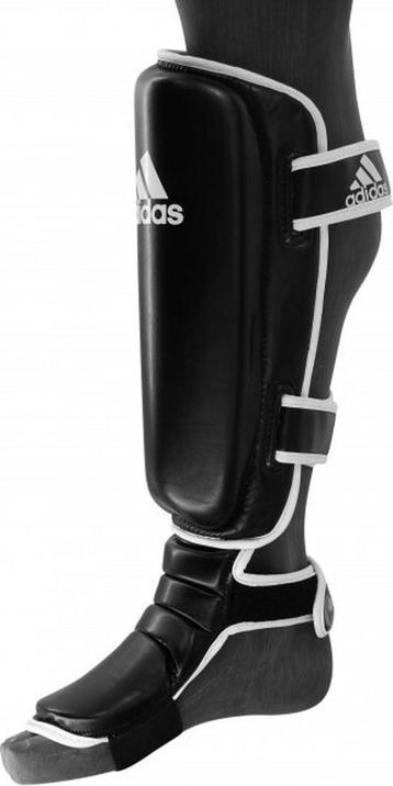 scheen- en wreefbeschermers adidas maat L (kick boxing) beschikbaar voor biedingen