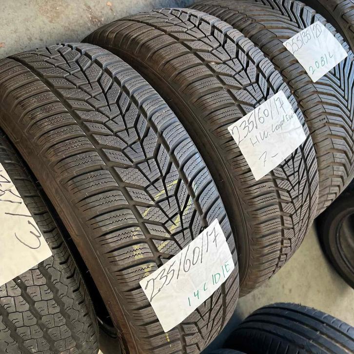 2 x Hankook 235-60-17 Winterbanden 7mm, Auto-onderdelen, Banden en Velgen, 17 inch, Winterbanden, 235 mm, Personenwagen, Gebruikt