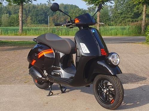 Vespa GTV 300 HPE Nieuw!, Motoren, Motoren | Piaggio, Ophalen