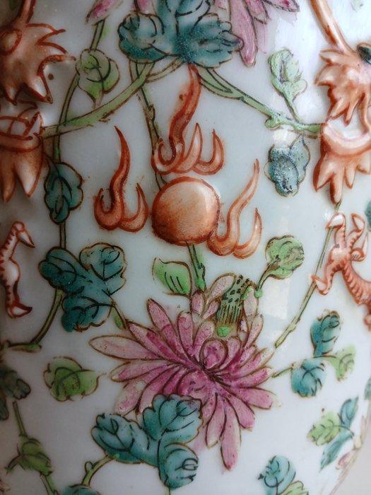 Vaas - Porselein - China - Qing Dynastie (1644-1911) - XIX, Antiek en Kunst, Antiek | Overige Antiek