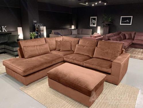 Hoekbank Leusden - hoekbanken - Cognac - Velvetstof, Huis en Inrichting, Banken | Sofa's en Chaises Longues, Nieuw, Stof