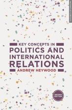 Key Concepts in Politics and International, 9781137489616, Boeken, Zo goed als nieuw, Studieboeken, Verzenden