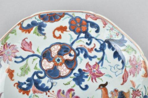 Schotel - A LARGE TOBACCO LEAF DISH FOR THE PORTGUESE MARKET, Antiek en Kunst, Antiek | Overige Antiek